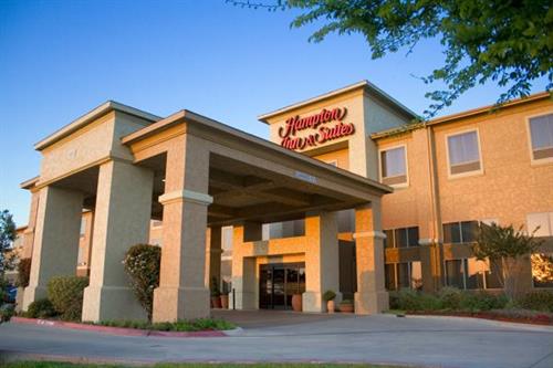 Welcome to the Hampton Inn & Suites Denton Welcome to the Hampton Inn & Suites Denton